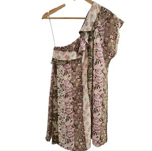 NWT Andree By Unit Floral Boho One Shoulder Short Dress